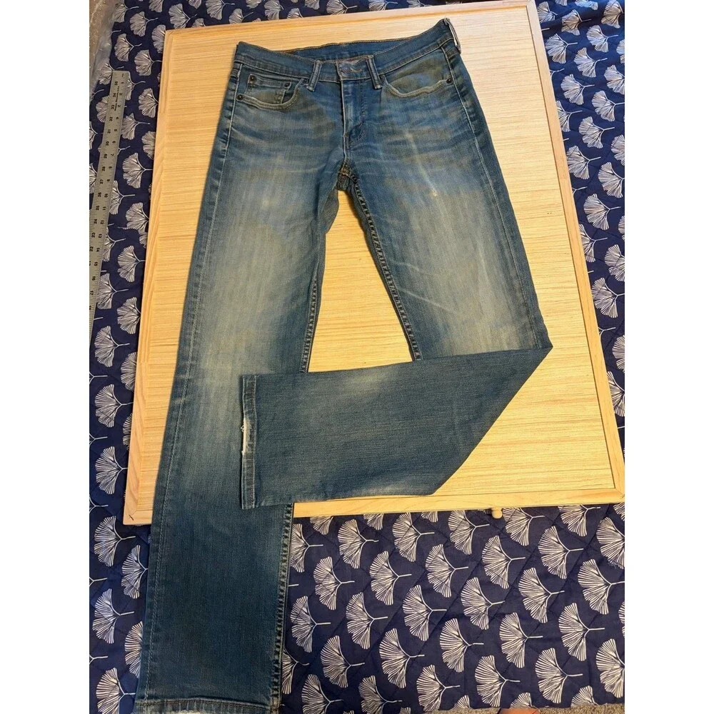 Levi’s 514 Men’s Jeans 29x32 Straight Fit Light Wash Blue Denim